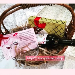 Red wine bottle and 12 truffle chocolate gift box with card