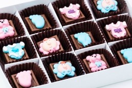 customised baby-chocolates