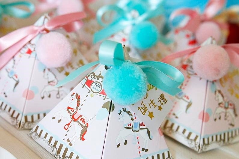 baby-chocolate-favors