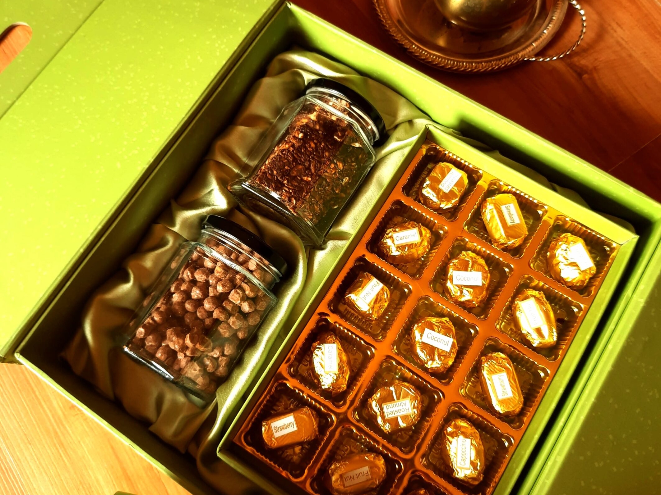 Delightful Assorted Chocolate Gift Box 21 Delightful Assorted Chocolate Gift Box by Chocolics